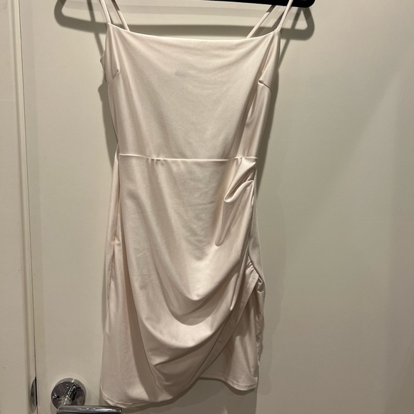 See you again crepe wrap mini dress from Windsor - Picture 4 of 6